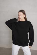 Siyah Bisiklet Yaka Şardonlu Basic Sweatshirt