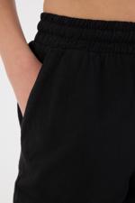 Siyah Belden Bağlamalı Paça Detaylı Pantolon