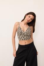 Bej Leopar Desenli Crop Bluz