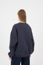 Siyah Bisiklet Yaka Şardonlu Basic Sweatshirt