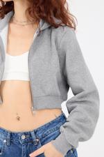 Gri Şardonlu Kapüşonlu Crop Sweatshirt