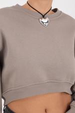 Kahverengi Bisiklet Yaka Şardonlu Crop Sweatshirt