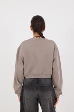 Kahverengi Bisiklet Yaka Şardonlu Crop Sweatshirt