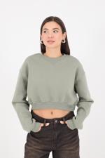 Yeşil Bisiklet Yaka Şardonlu Crop Sweatshirt