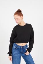 Siyah Bisiklet Yaka Şardonlu Crop Sweatshirt