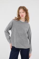 Gri Bisiklet Yaka Soluk Efektli Basic Sweatshirt