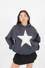 Siyah Yıldız Baskılı Kapüşonlu Şardonlu Sweatshirt