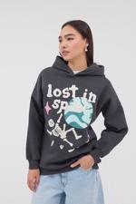 Siyah Lost İn Space Yazılı Şardonlu Sweatshirt