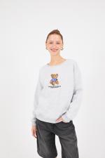 Gri Bisiklet Yaka Ayıcık İşlemeli Şardonlu Sweatshirt