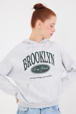 Gri BROOKLYN Yazılı Şardonlu Sweatshirt