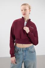 Bordo DO NOT OVERTHINK Yazılı Şardonlu Crop Sweatshirt