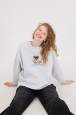 Gri Ayıcık İşlemeli Şardonlu Sweatshirt