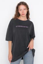 Gri LET THE REAL SLIP AWAY Yazılı T-shirt