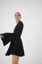 Siyah V Yaka Uzun Kollu Mini Elbise