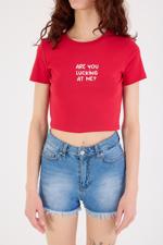 Kırmızı Are You Lucking At Me? Yazılı Crop T-Shirt