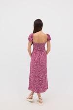 Pembe Yakası Bağcıklı Çiçek Desenli Midi Elbise
