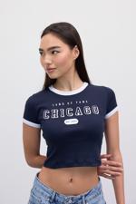 Lacivert Land Of Fame CHICAGO Baskılı Crop T-Shirt