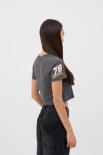 Gri MOTORCYCLE 78 Baskılı Crop T-shirt