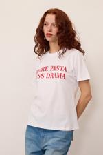 Beyaz Bisiklet Yaka MORE PASTA LESS DRAMA Baskılı T-shirt