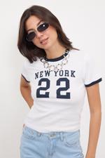 Beyaz Bisiklet Yaka New York Yazılı T-Shirt