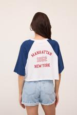 Beyaz Sırtı MANHATTAN Baskılı T-Shirt