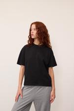 Siyah Bisiklet Yaka Basic T-shirt