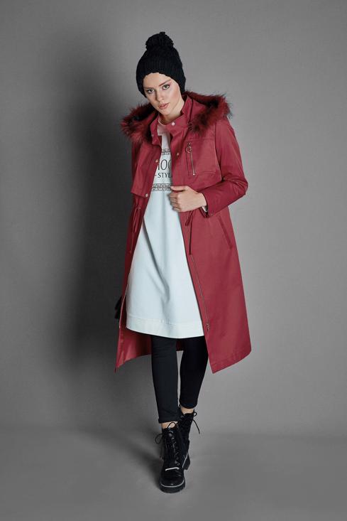 Femelle  PARKA TAILLE À SMOCKS AVEC CAPUCHE 90004 