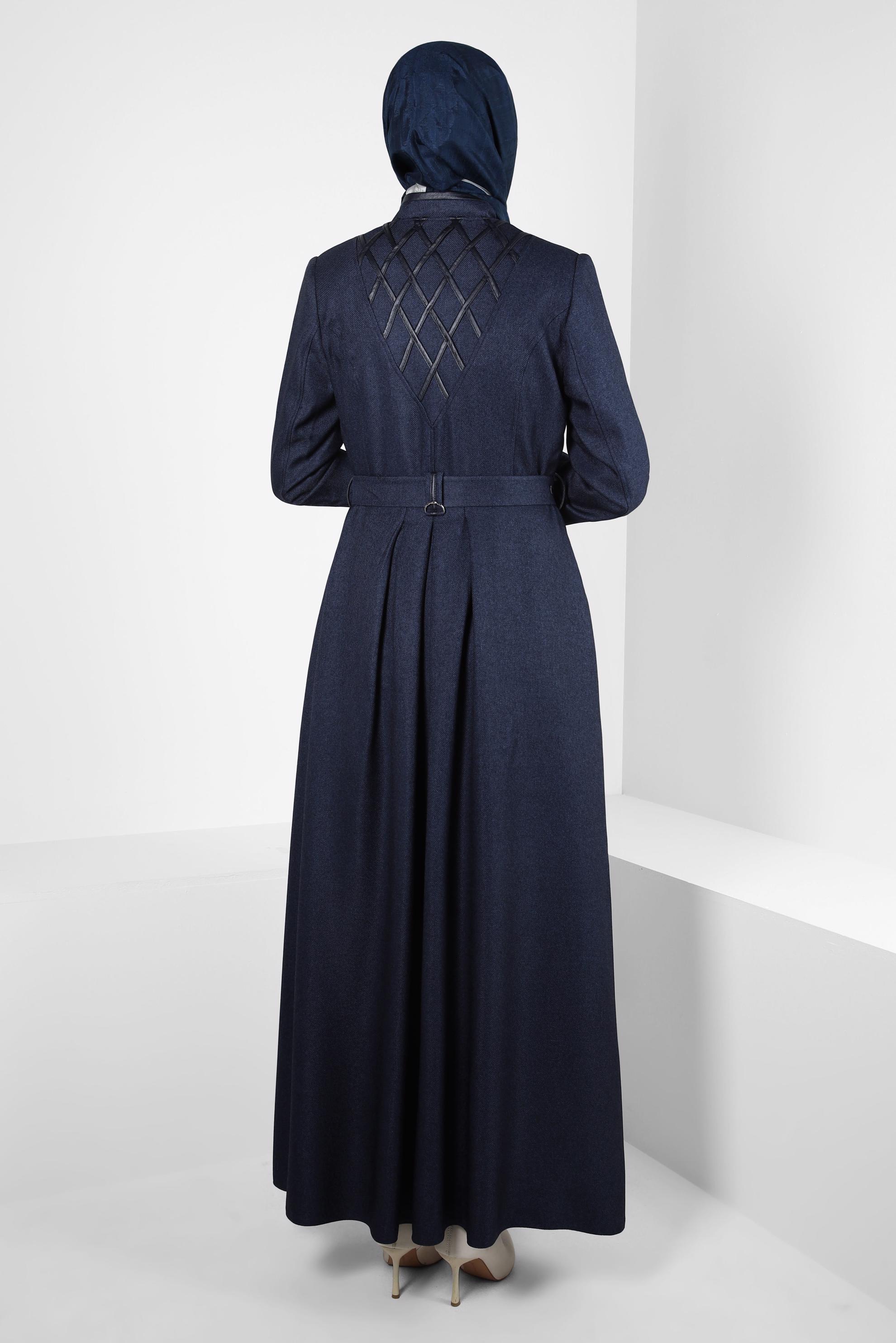Hijab-Kleidung NAVY BLAU MANTEL MIT GÜRTEL 10828