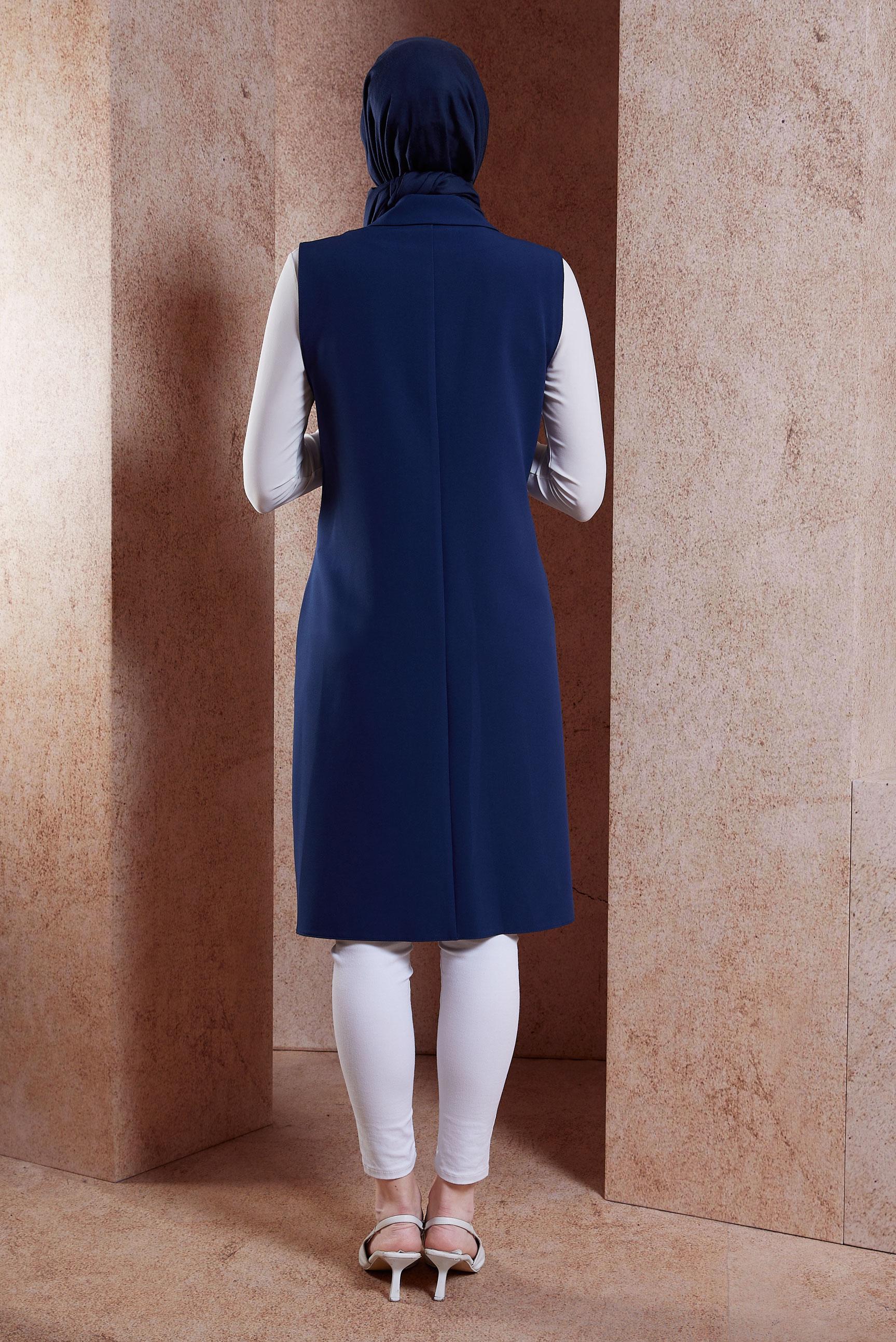 VEST WITH BROOCH | ALVİNA