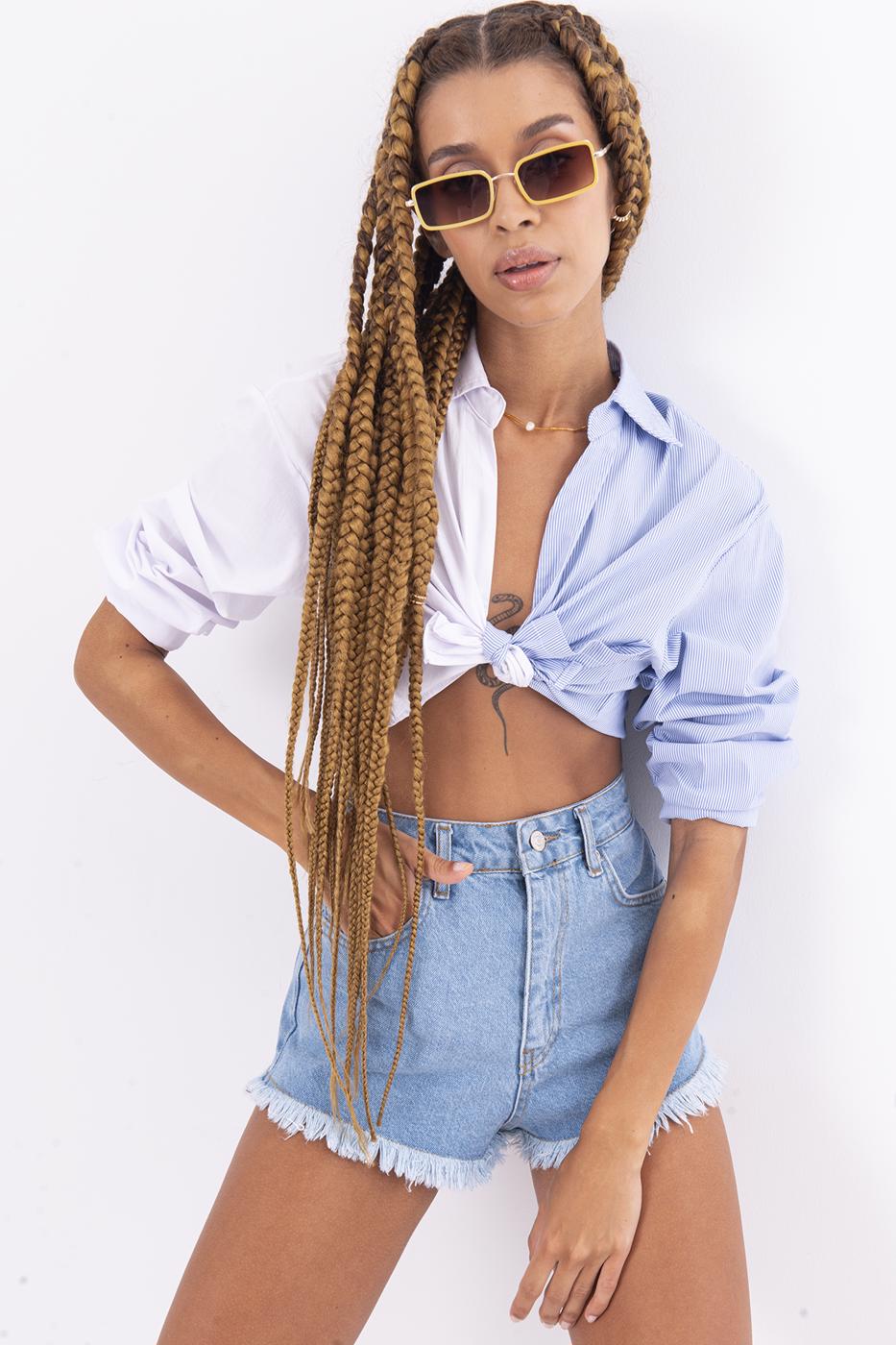 Bayan Mavi Paça Püskül Detaylı Beş Cepli Mini Denim Şort