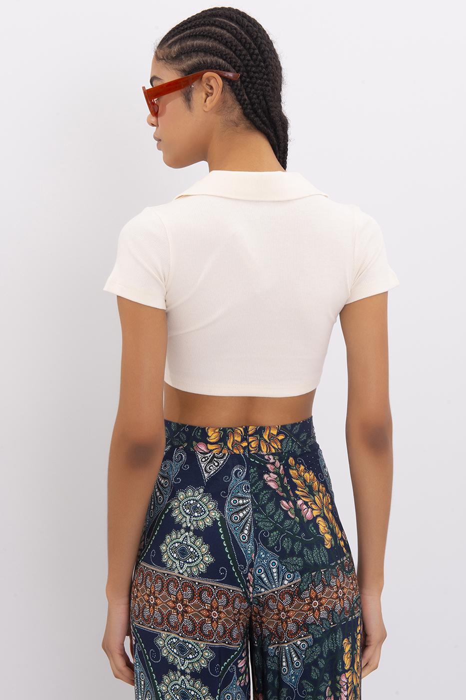Bayan Bej V Kesim Kısa Kol Polo Yaka Crop Body