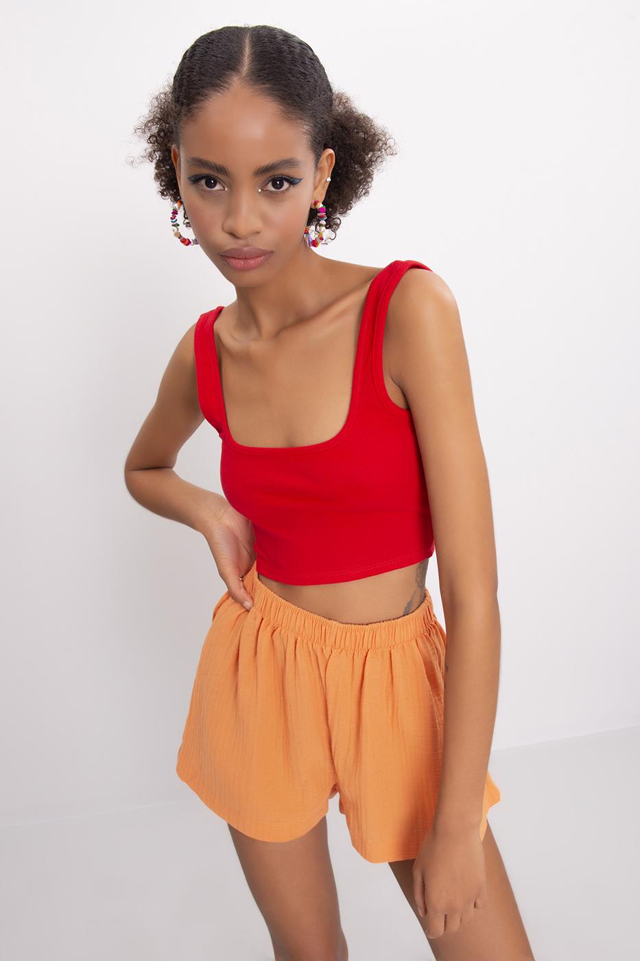 Bayan Kırmızı Kare Yaka Crop Body