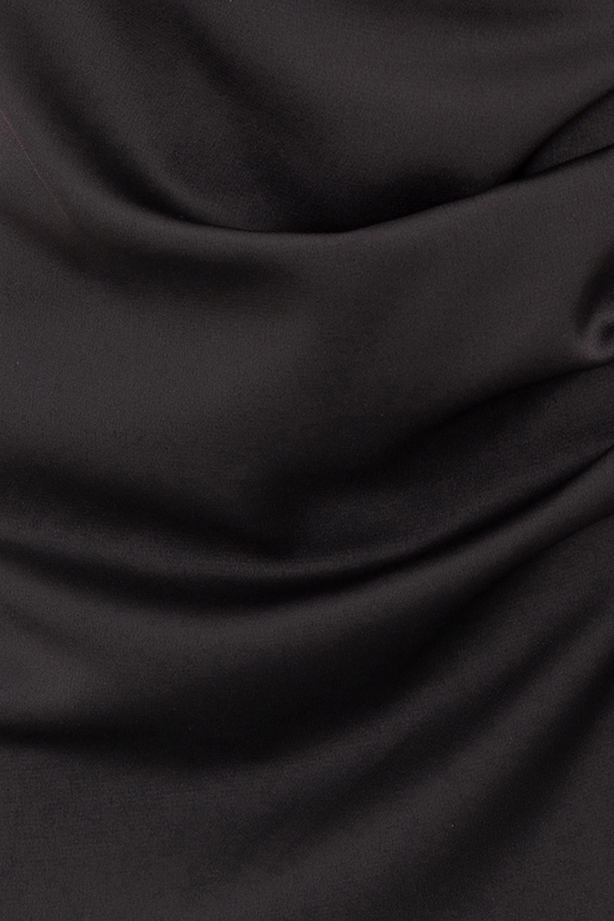 Bayan Siyah Sırt Çapraz Askılı Midi Elbise