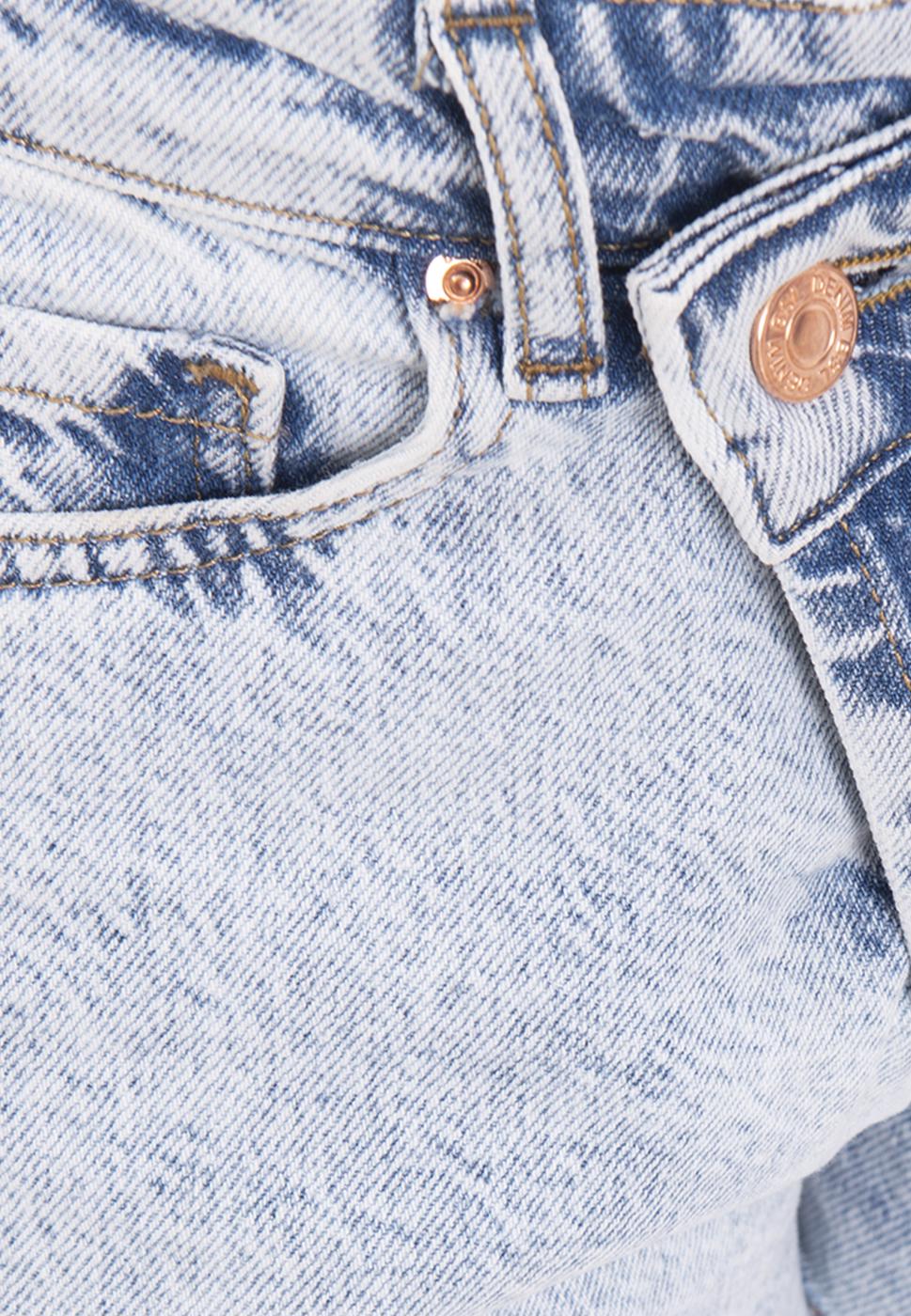 Bayan Mavi Asimetrik Palet Detaylı Mini Denim Şort