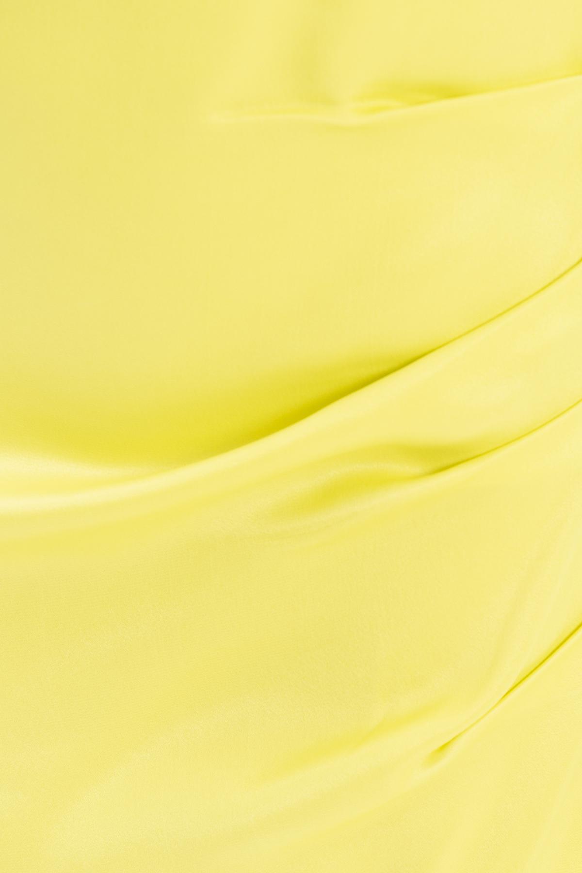 Bayan Sarı Tek Omuz Zincir Askı Detaylı Mini Elbise