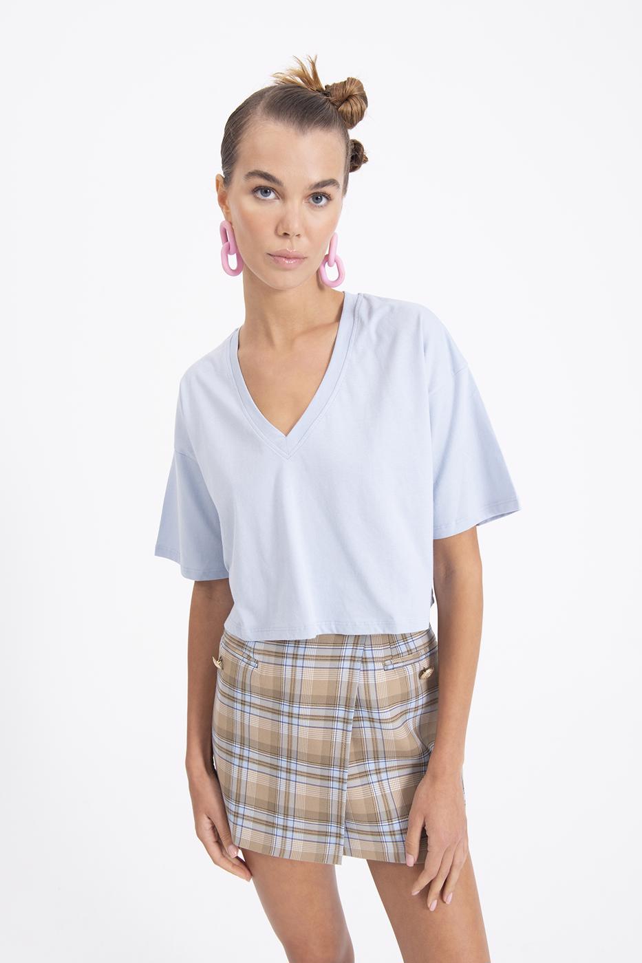 Bayan Mavi V Yaka Kısa Kollu Crop Tshirt