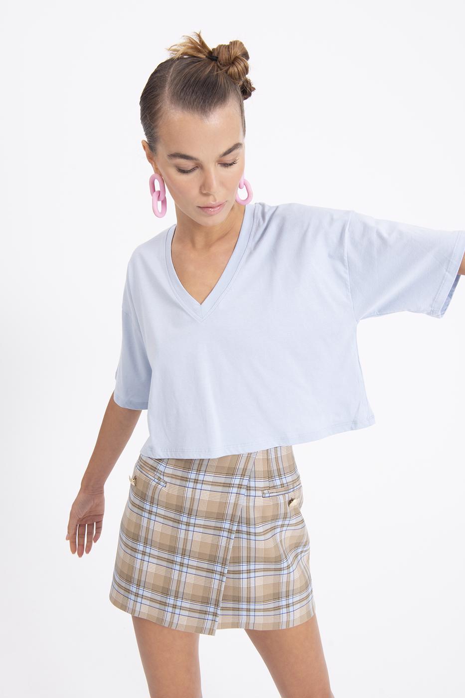 Bayan Mavi V Yaka Kısa Kollu Crop Tshirt