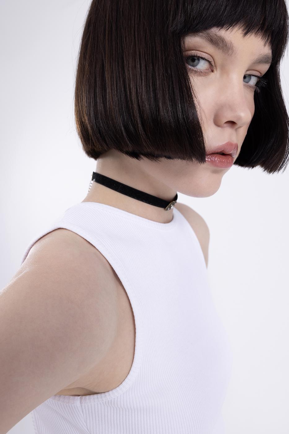 Bayan Beyaz Sırt Pencereli Crop Body