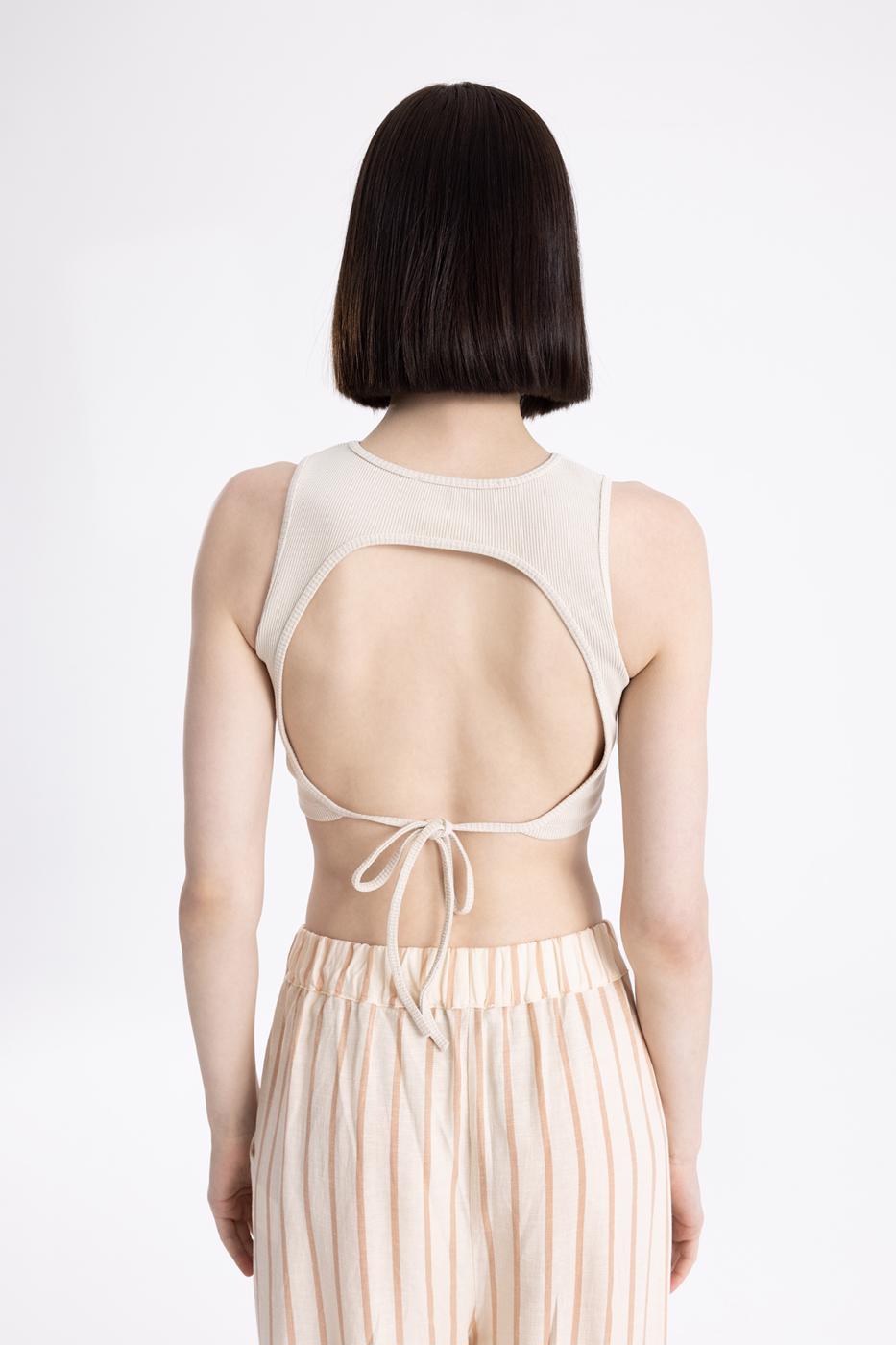 Bayan Bej Sırt Pencereli Crop Body