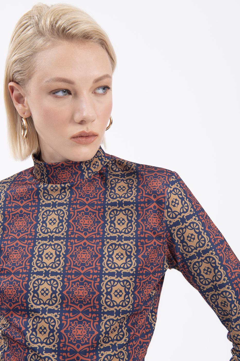 Bayan Lacivert Desenli Crop Top