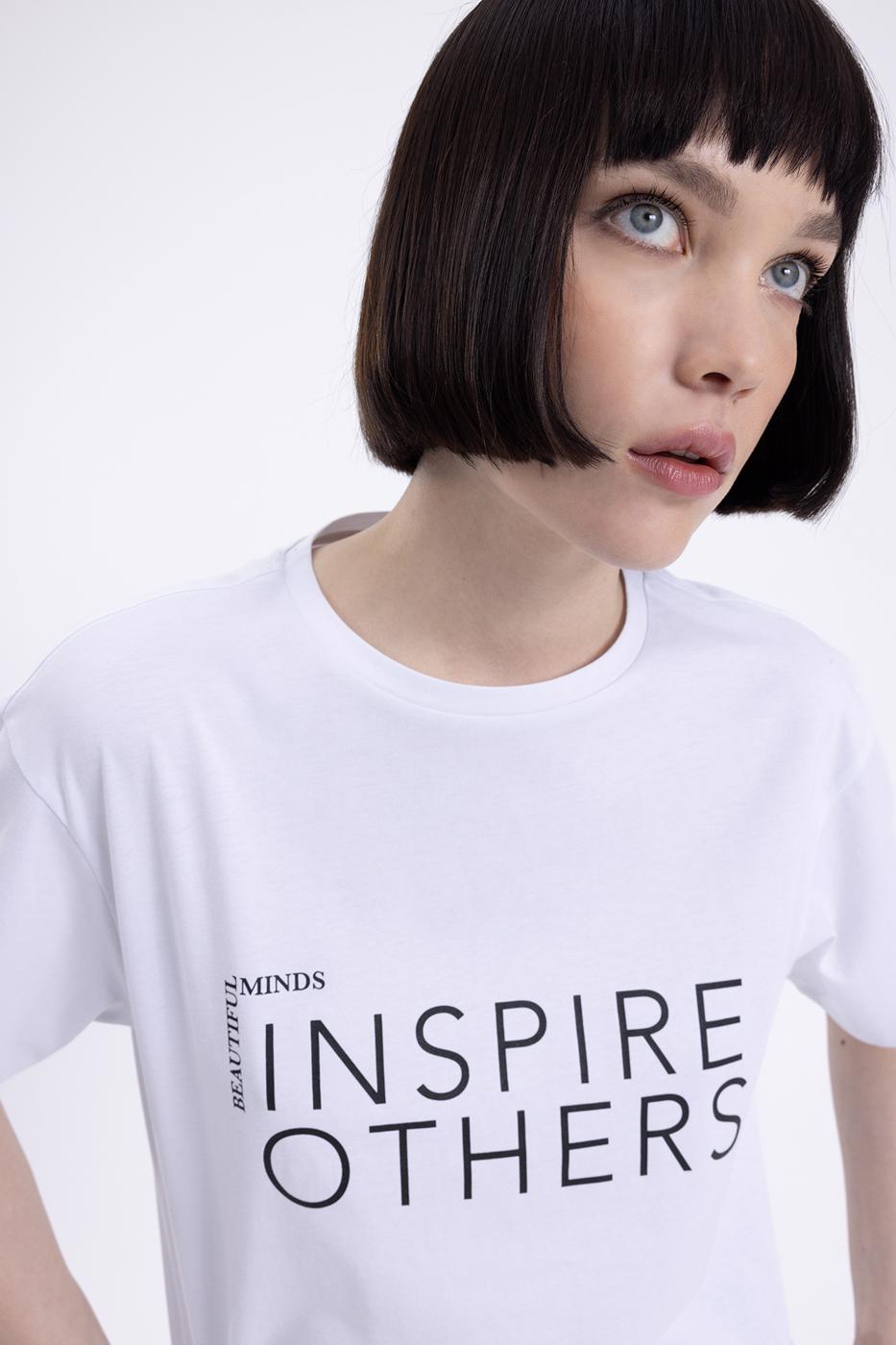 Bayan Beyaz Baskılı Basic Tshirt