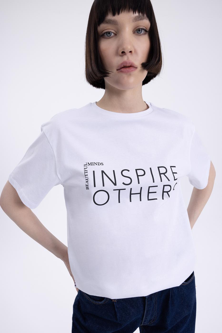 Bayan Beyaz Baskılı Basic Tshirt
