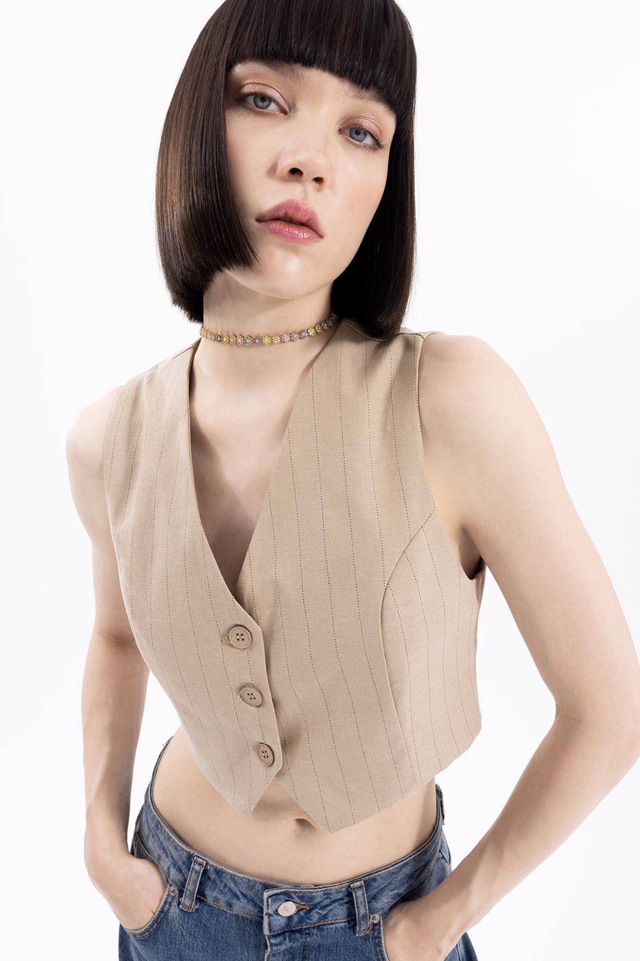 Bayan Bej Crop Fit Yelek