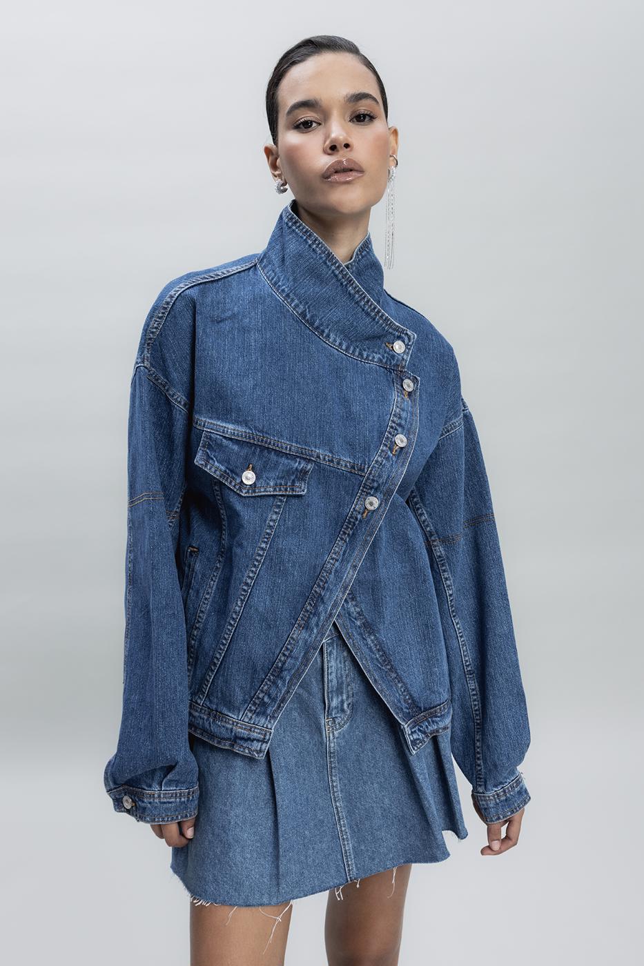 Bayan Mavi Asimetrik Kaplama Detaylı Denim Mont