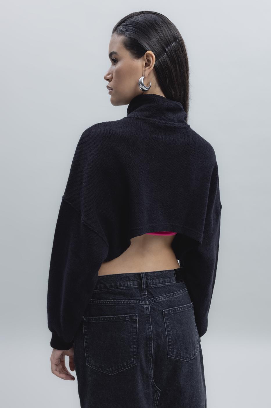 Bayan Siyah Crop Dik Yaka Sweatshirt
