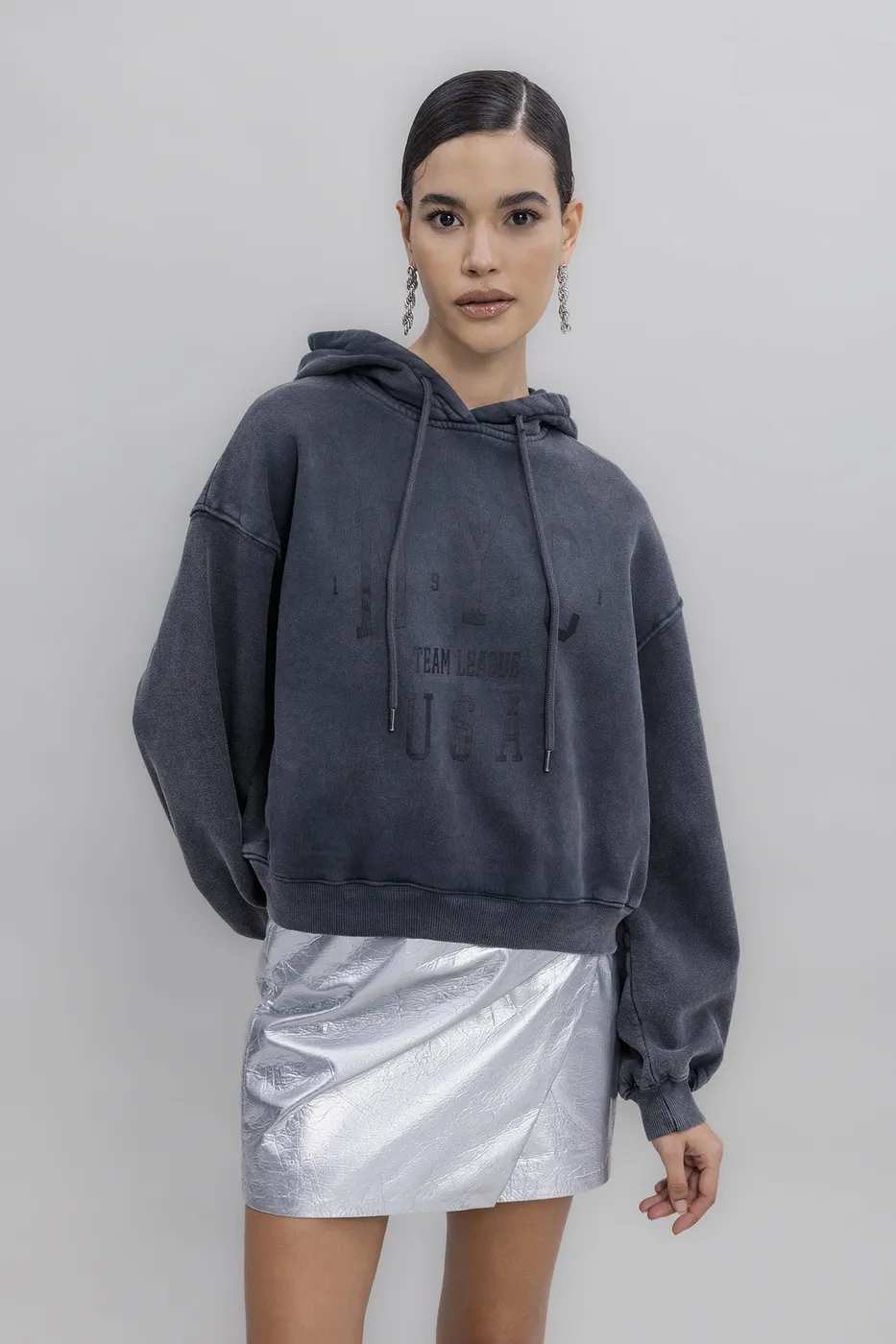 Bayan Antrasit Kapüşon Baskı Detaylı Şardonlu Sweatshirt