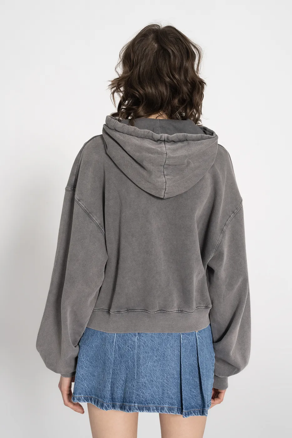 Bayan Gri Kapüşon Baskı Detaylı Şardonlu Sweatshirt