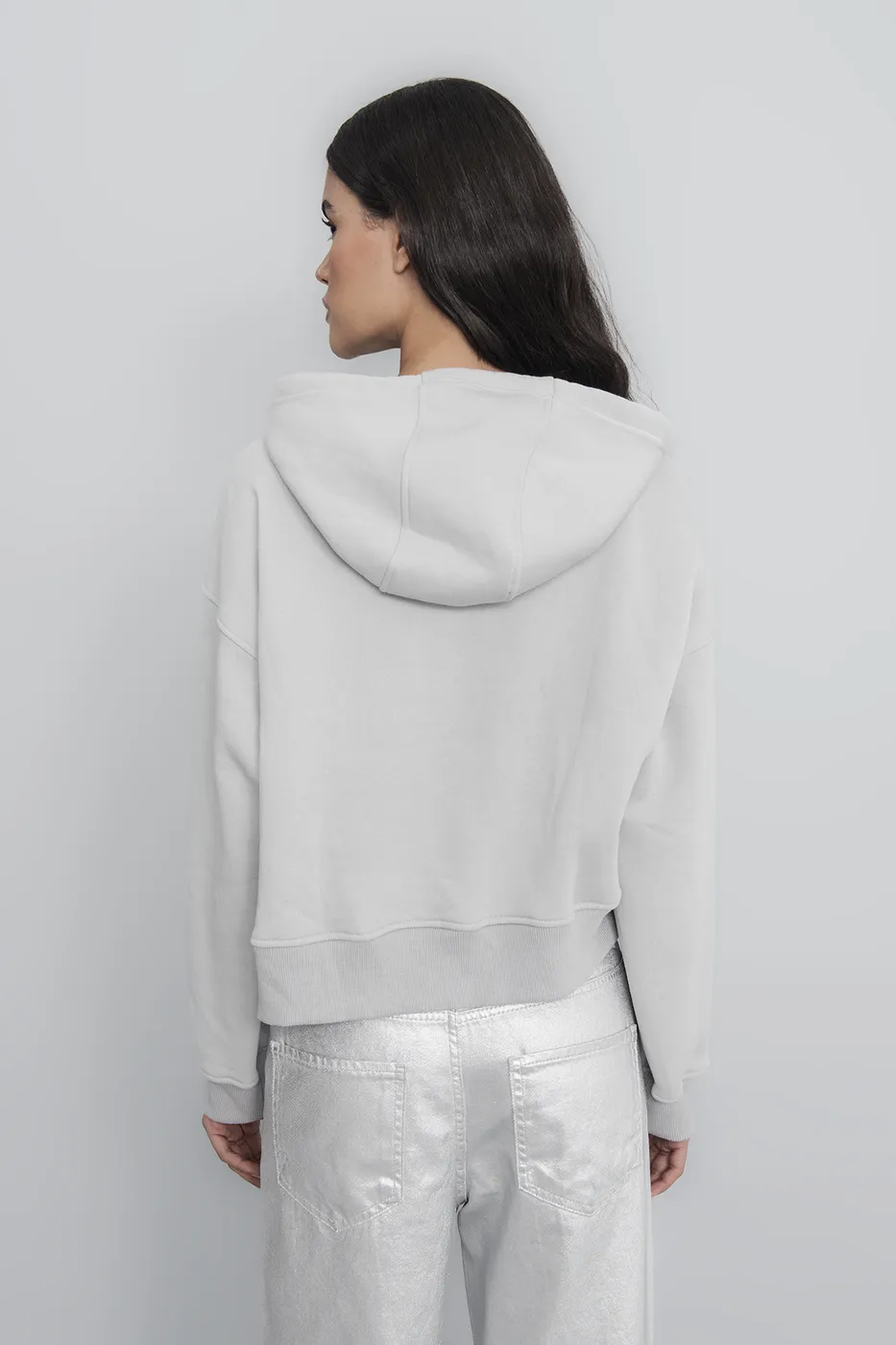 Bayan Gri Kapüşonlu Nakış Detaylı Şardonlu Sweatshirt
