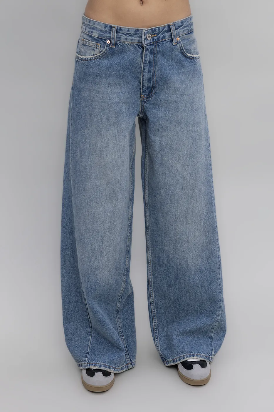 Bayan Mavi Düşük Bel Bol Paça Denim Pantolon