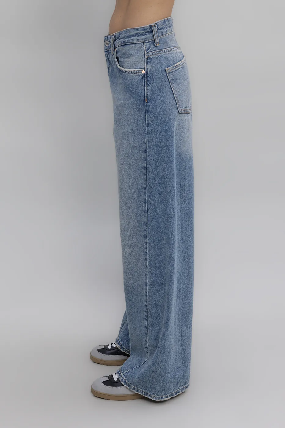 Bayan Mavi Düşük Bel Bol Paça Denim Pantolon